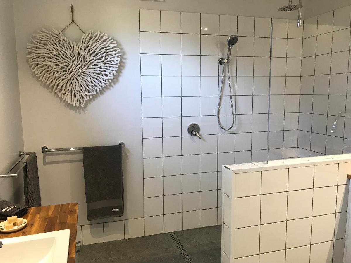 Gillys Guesthouse Metung Eksteriør billede